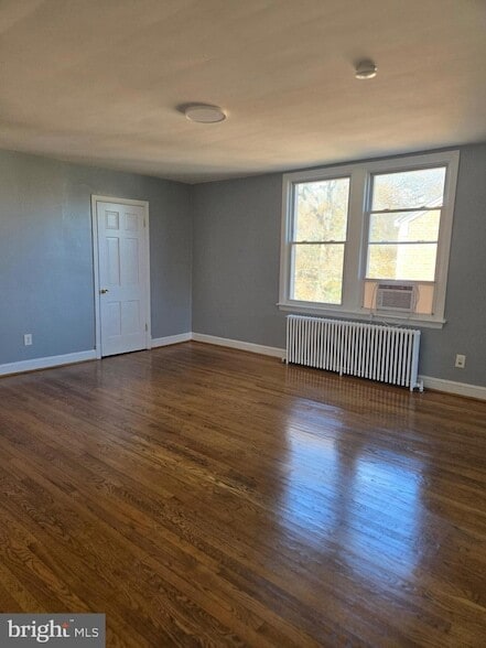 Building Photo - 5511 Sachem Dr Unit 2