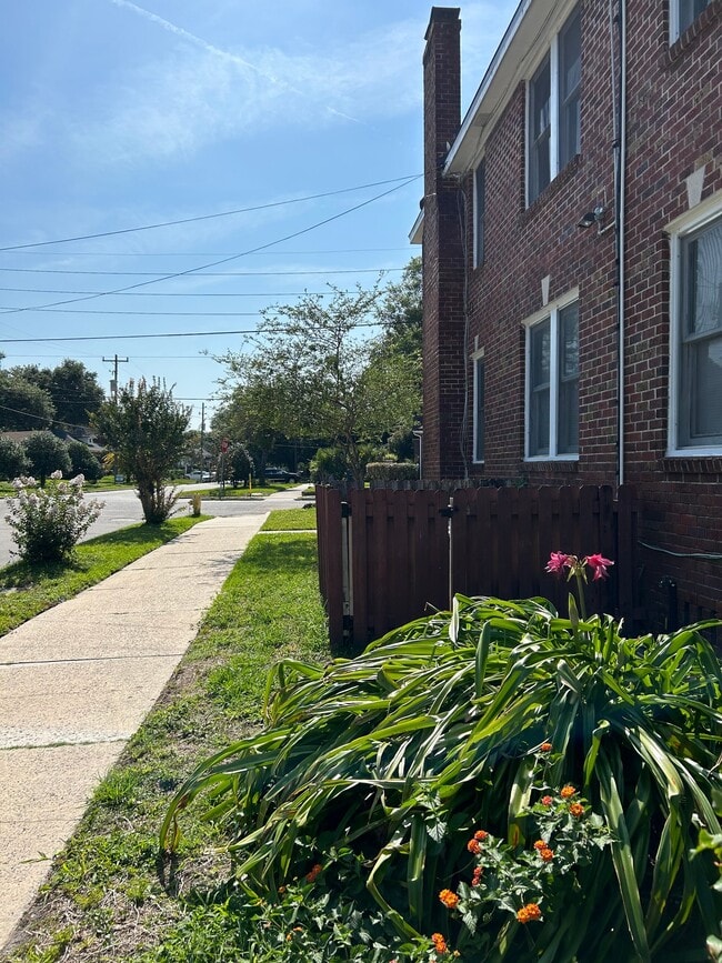 Photo - 2604 Dellwood Ave