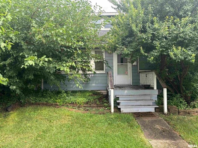 Building Photo - 3916 N Prospect Rd Rental