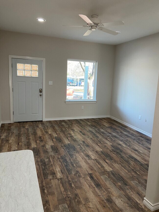 Living Room - 5313 Sam Calloway DR.