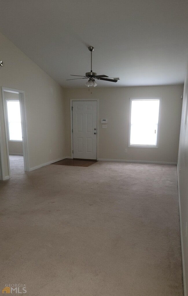 Photo - 135 Harvest Ct