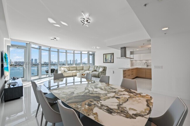 Photo - 17301 Biscayne Blvd Unit 811