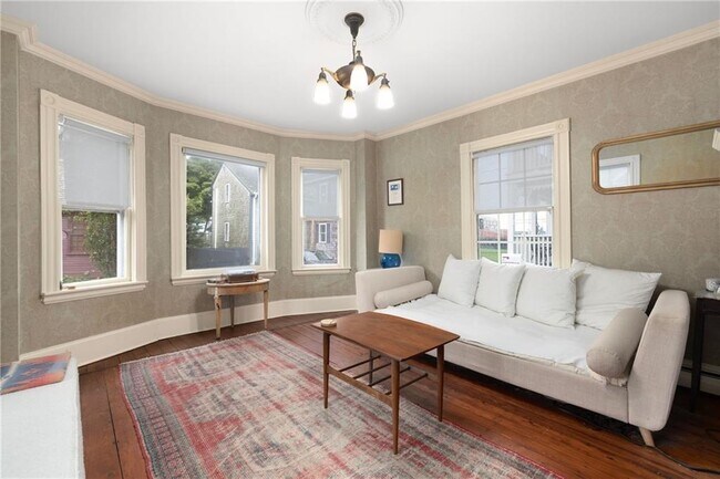 Photo - 6 Cozzens Ct