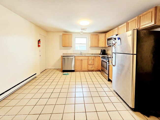 Photo - 74 Dunboy St Unidad 2