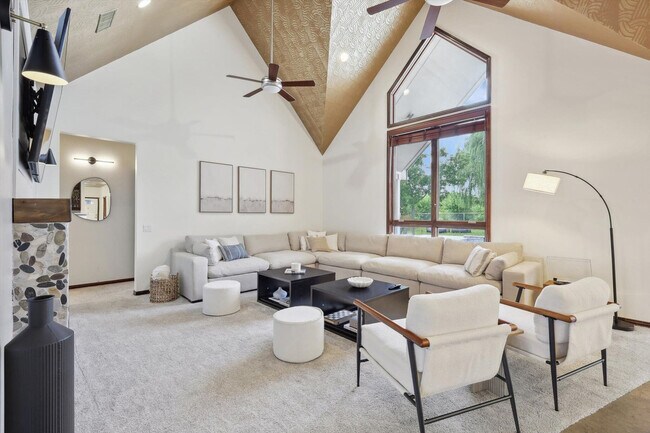 Photo - 12161 Hill Country Cir Unit ID1056425P