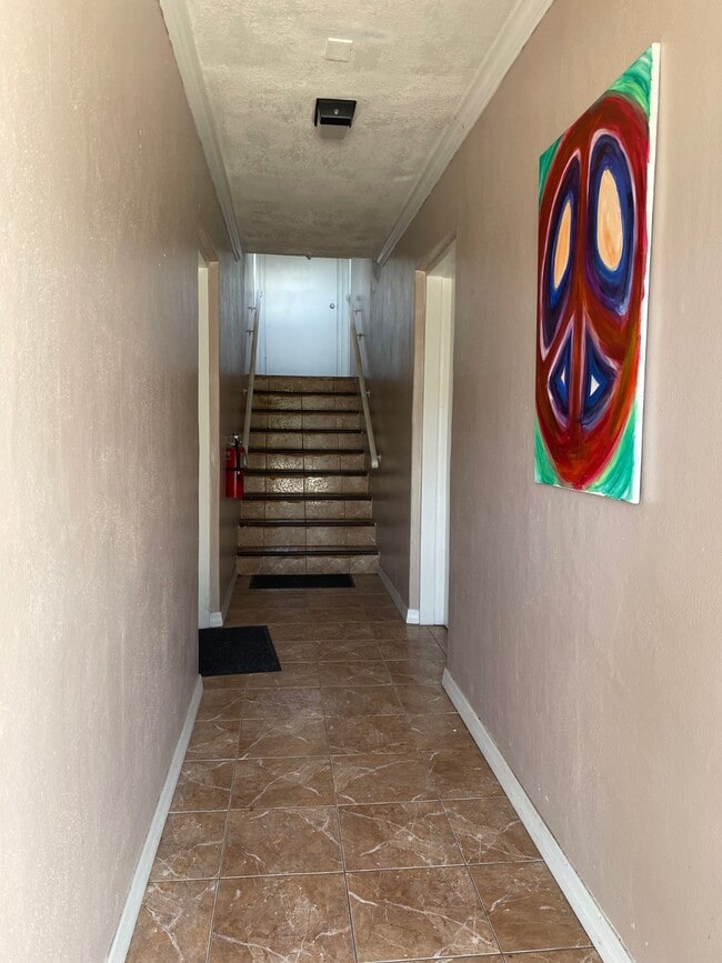 Building Photo - 997 Sunrise Dr Rental