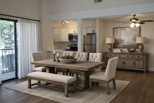 Building Photo - Beautiful 1/1 Wood Floor Condo for rent with Serene trees view from your screened balcony. Unit 96