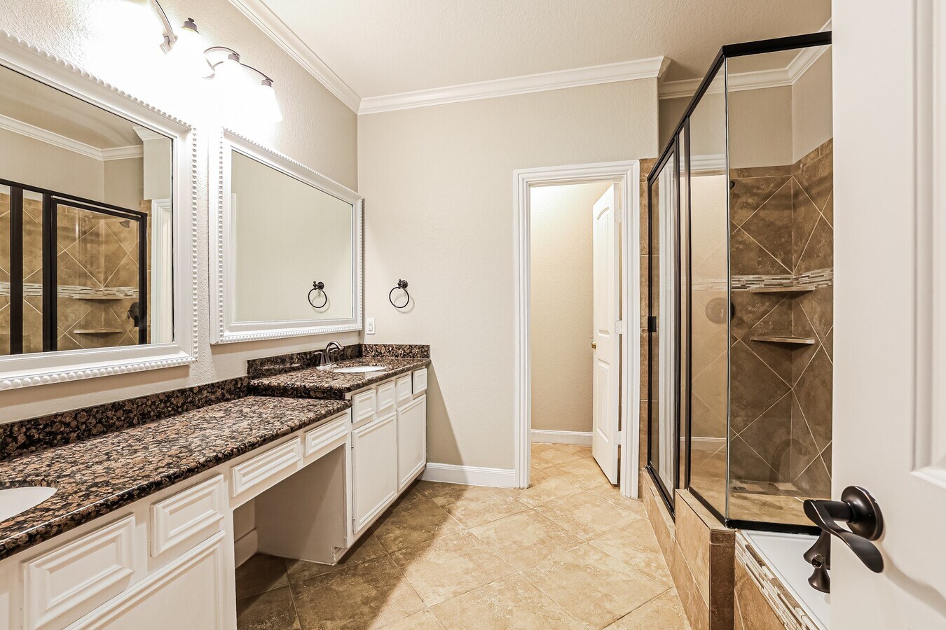 Photo - 4911 Hull St