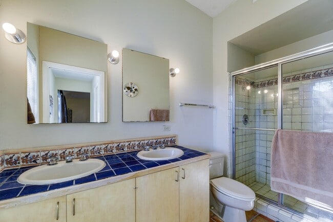 Photo - 2/2.5 Condo Right Near Hancock Center!