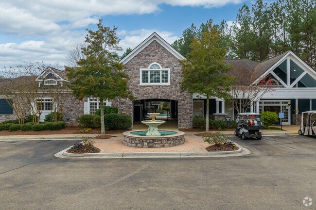 Leasing Center