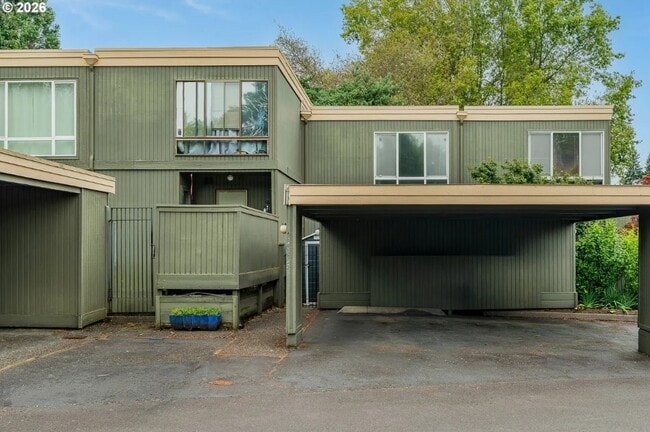 Photo - 1653 NW Midlake Ln Unit Midlake