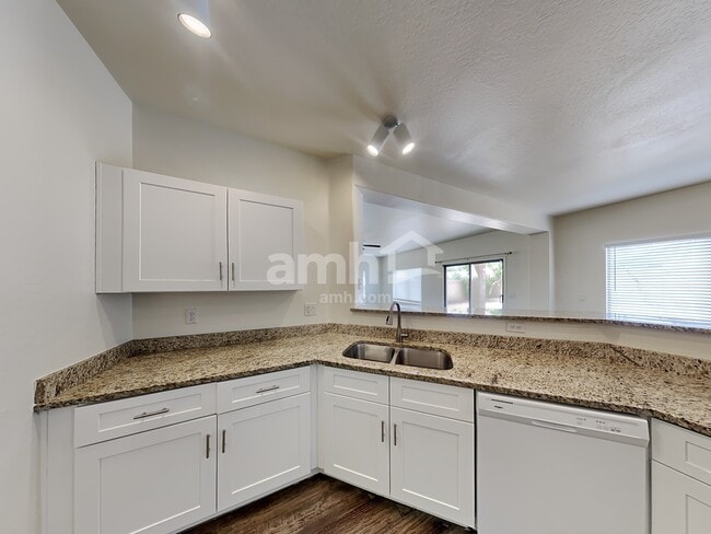 Photo - 16864 W Tasha Dr