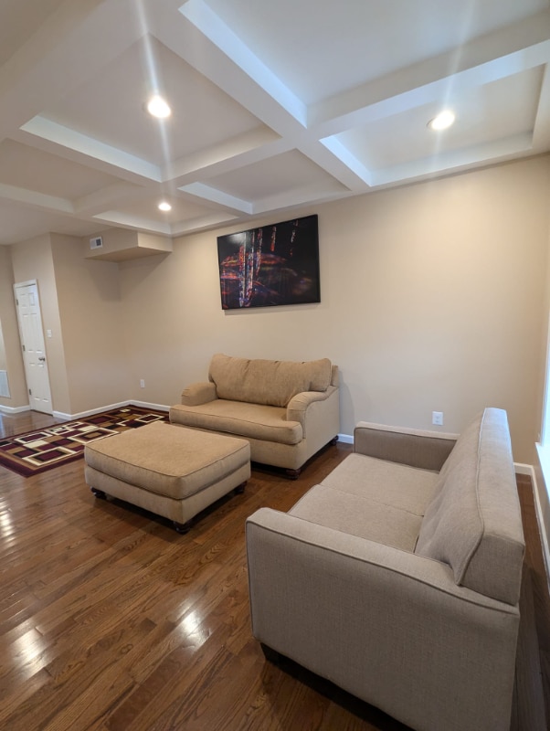 3520 E Fayette St