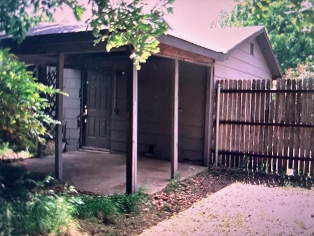 Photo - 507 Hodge St House