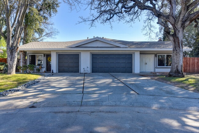 Photo - 9626 Knickers Ct