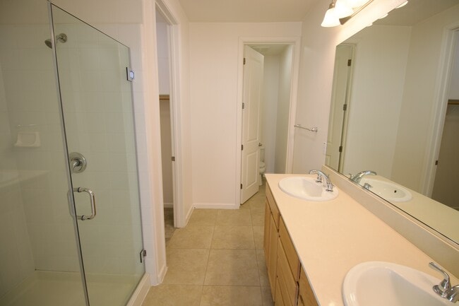 Photo - 643 Turnbuckle Dr