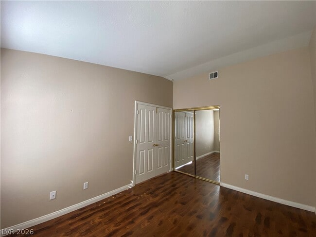 Building Photo - 7816 Waterfalls Ave