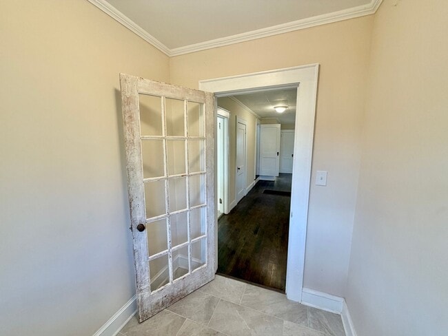 Photo - Statesville - HWY 90 - 3 BD/ 2 BA