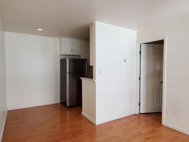 Photo - 255 N Third St Unit 03