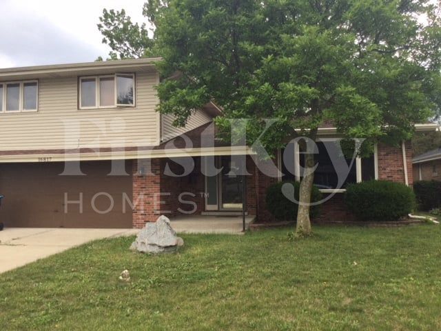 Photo - 16817 Ellis Ave