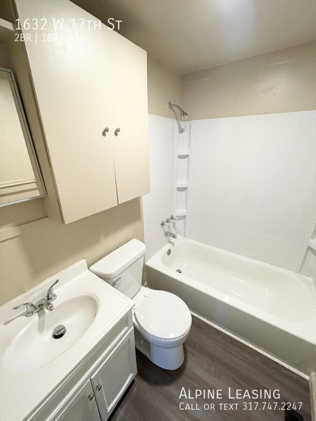 Photo - 1632 W 17th St