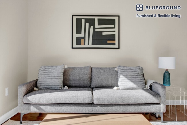 Photo - 4918 St Elmo Ave Unit FL9-ID337