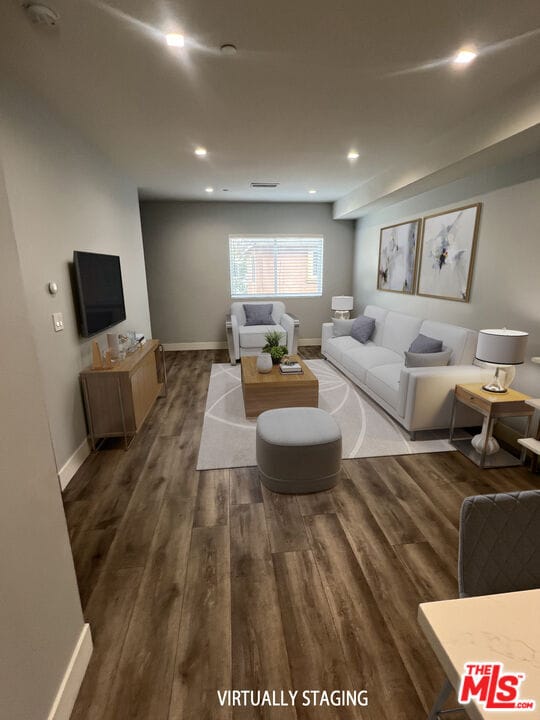 Building Photo - 14759 Friar St Rental