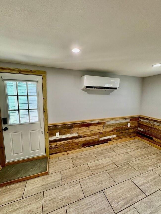 Photo - Charming One Bedroom ADU Furnished or Unfurnished