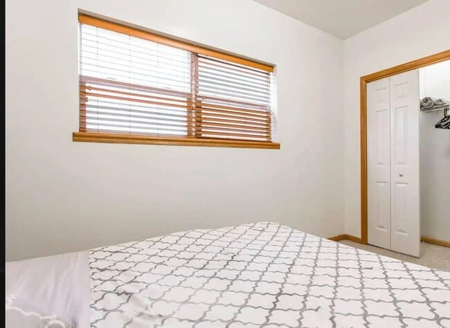 Photo - 2029 W Superior St Unit 1F