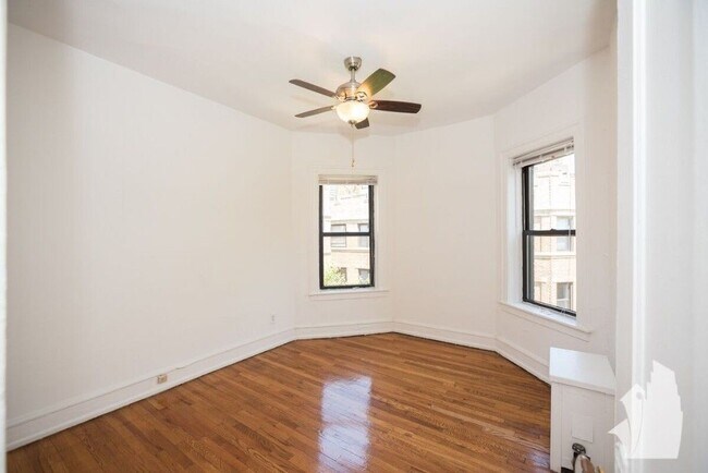 Photo - 622 W Stratford Pl