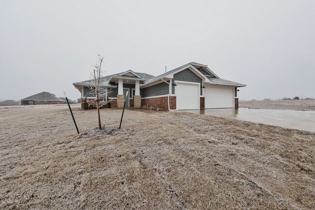 New home for rent in Necastle. Oakmont Add... - New home for rent in Necastle. Oakmont Add...