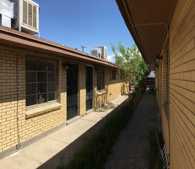 The Cozy Nest Apartments - The Cozy Nest Apartments
