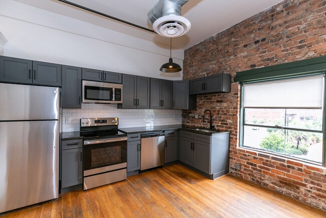 Broadway Lofts