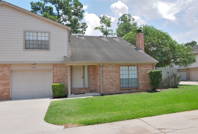 Building Photo - 7725 Champion Pines Dr Unit 31 Rental