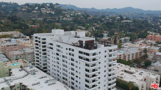 Photo - 7250 Franklin Ave Unit 1112