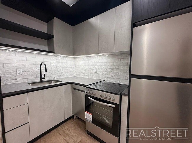 Photo - Beautifully Renovated 2-Bedroom Apartment in Flatbush Unit 2C