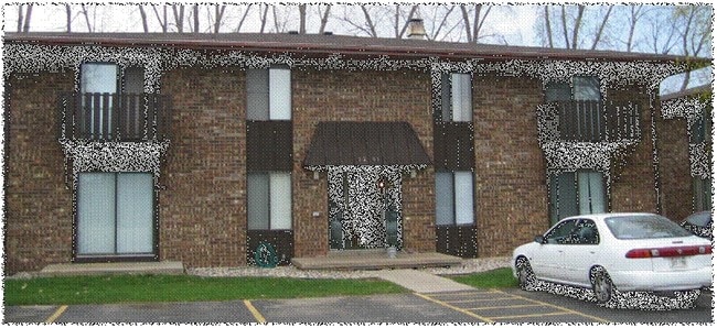 Building Photo - 2205 Camelot Ct