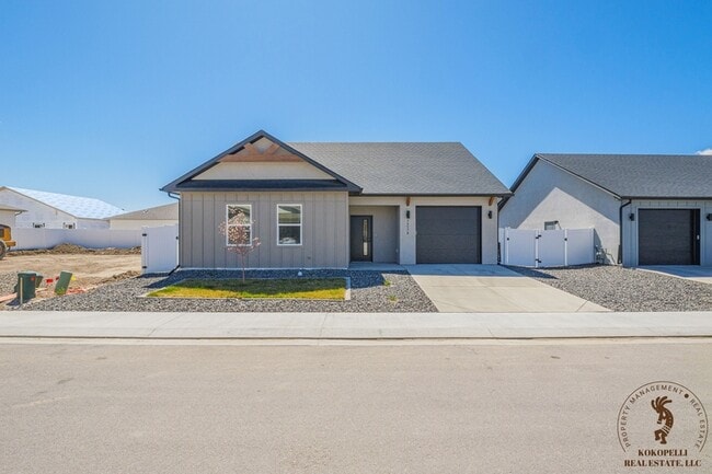 Building Photo - 2453 Revere Rd