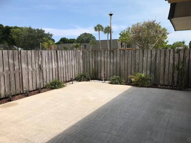 Photo - 131 1st Way
