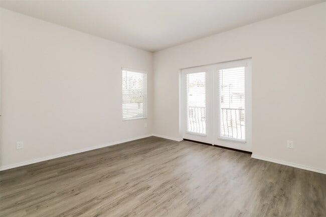 Building Photo - 15243 Estrella Rd W Rental