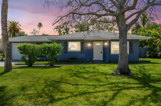 Building Photo - 951 Lantana Ave Rental