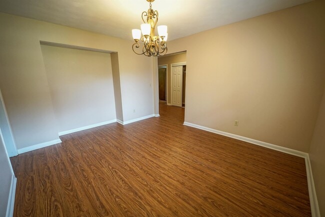 Building Photo - 410 Gaither Dr Rental