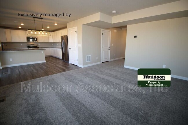 Photo - 10466 Luneth Dr