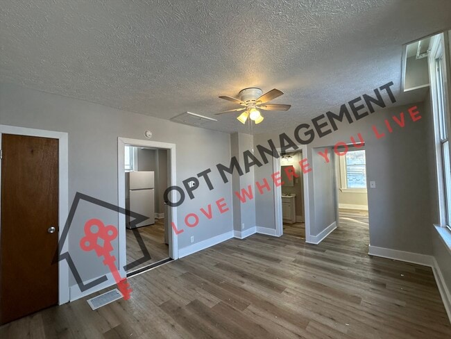 Photo - 111 S 14th St