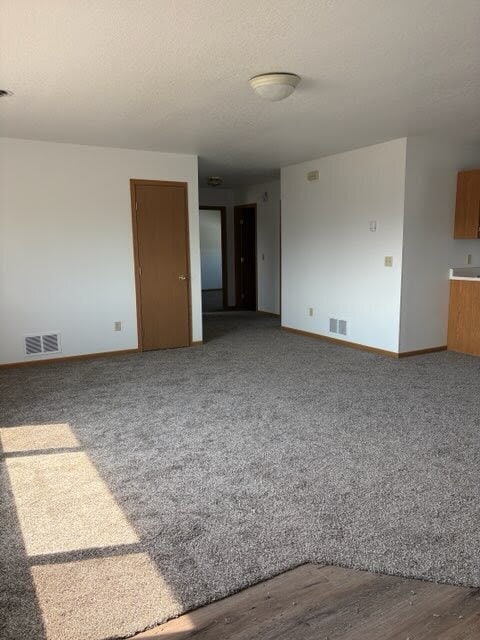 94 Stiles Ave