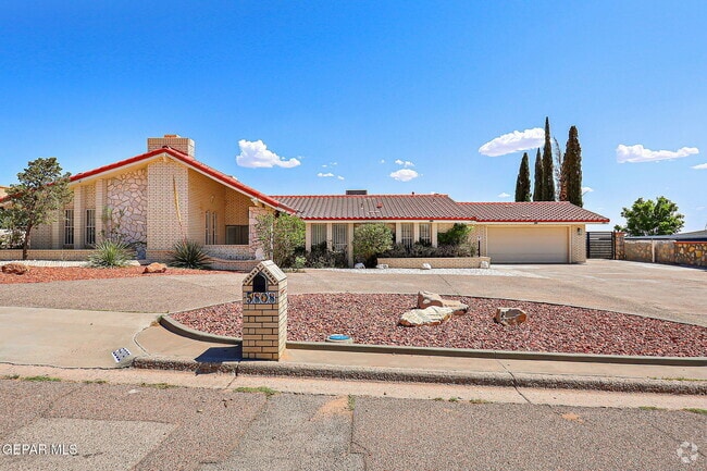 Building Photo - 5808 Kingsfield Ave Rental