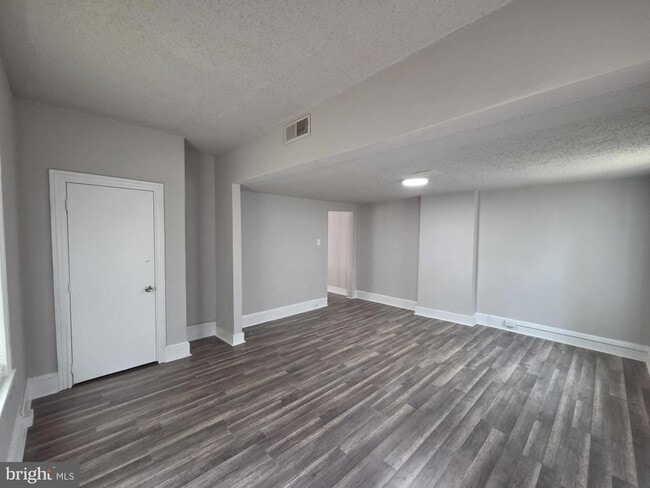 6413 Old York Rd Unidad 2