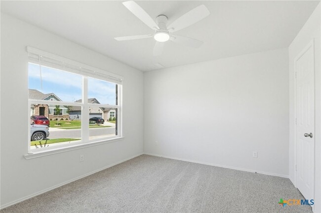 Photo - 162 Ellenora Dr