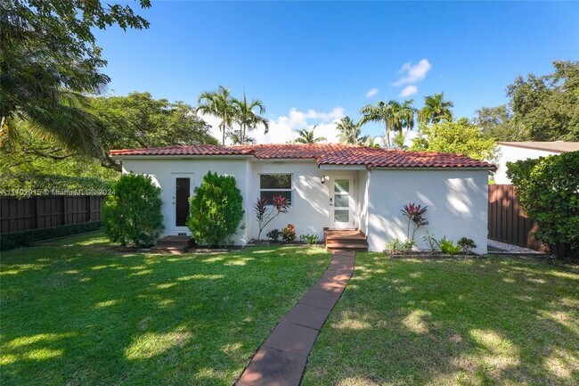 2441 Swanson Ave