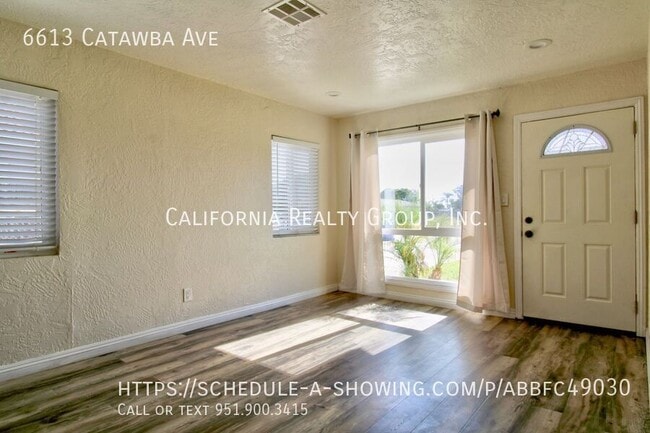 Photo - 6613 Catawba Ave